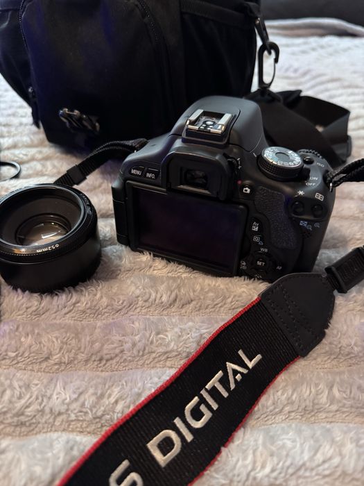 Zestaw Canon EOS 600D + 2 obiektywy + torba – kompletny zestaw!