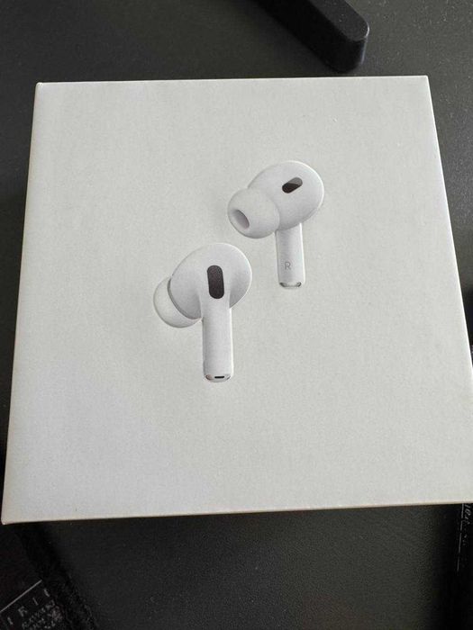 Оригінал ще на гарантії Airpods pro 2