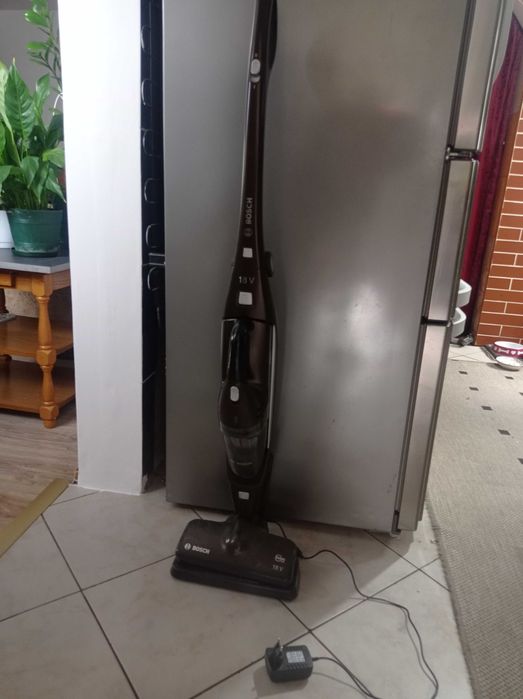 Odkurzacz pionowy Bosch