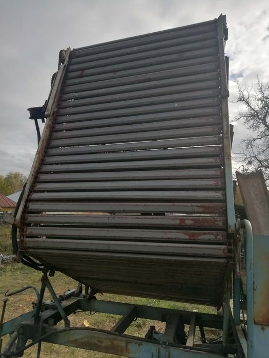 Картопляний комбайн Анна