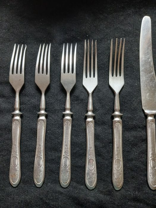 Набір столовых приборів ЛУЧ