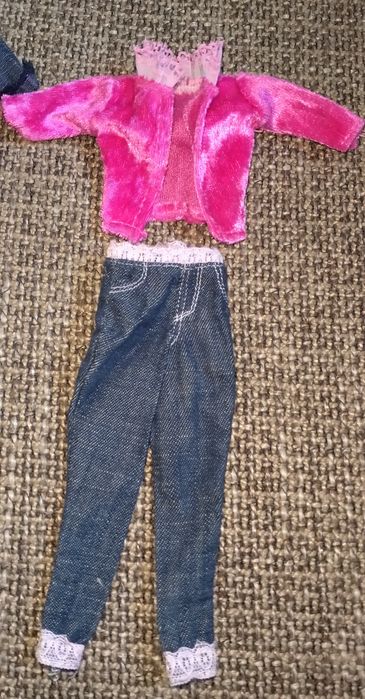Conjunto roupas Barbie