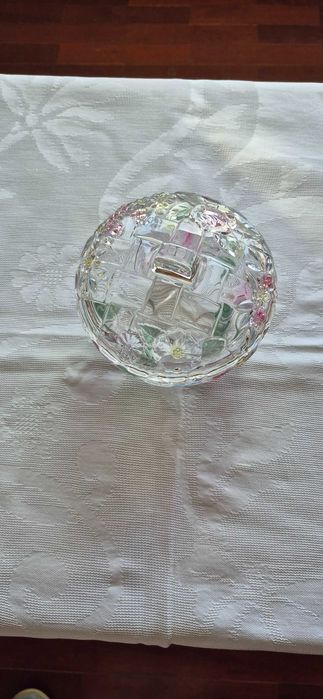 Bomboneira em vidro colorido