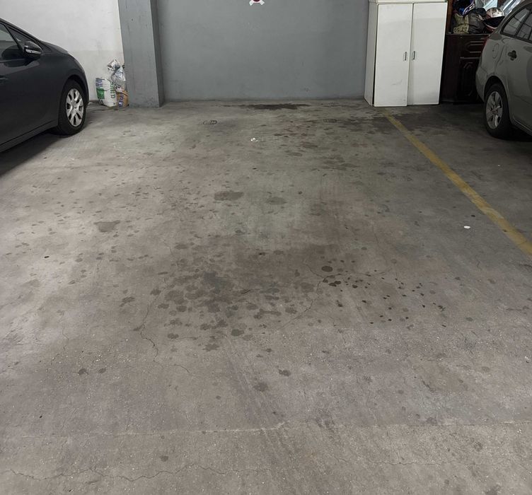 Lugares de garagem em Mozelos para arrendar - Vários lugares disponíveis!