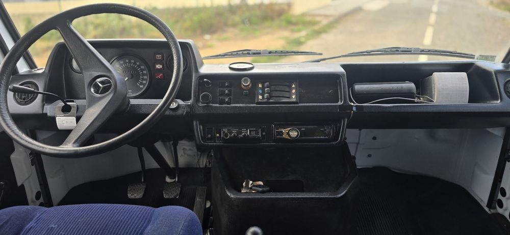Mercedes-Benz 307D 2.4d - 1979