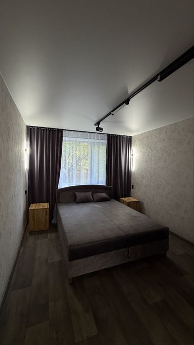 Продаж,2х-кімнатна квартира (вул.Матросова)