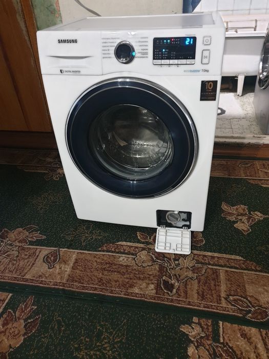 Продам стиральную машинку на 7кг. Загрузки