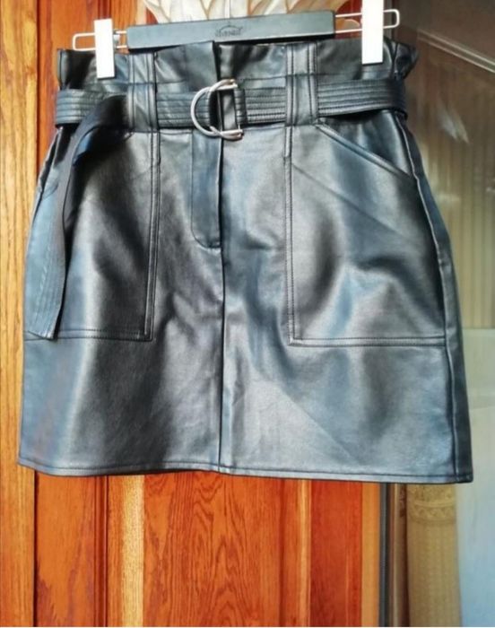 Юбка  экокожа 46-48 Швейцарія