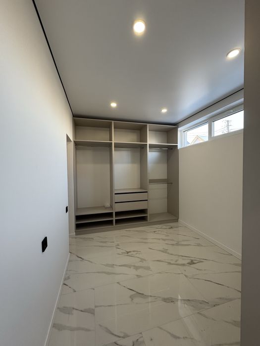 Дуплекс з меблями та технікою , 2.6 сотки землі