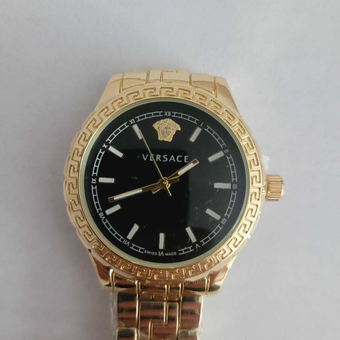 Złoty zegarek versace damski