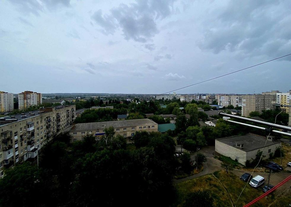 Продаж 2х кімнатної квартири на вул. Олега Антонова