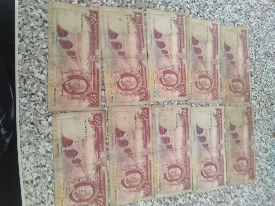 Vendo notas de África