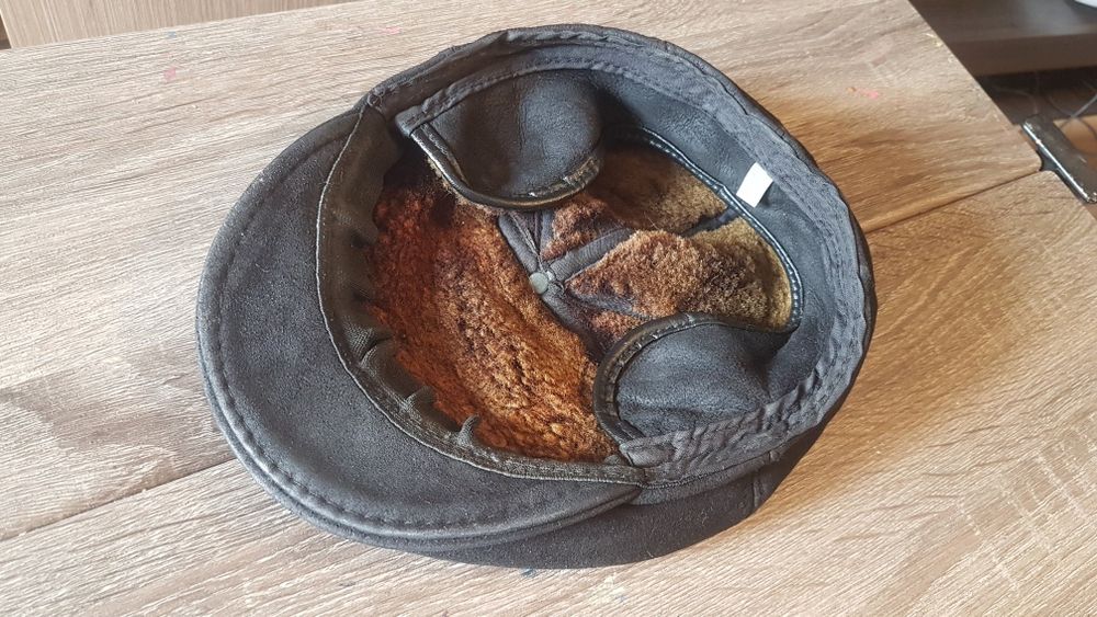 головной убор. кожа. размер XL. ( 60).