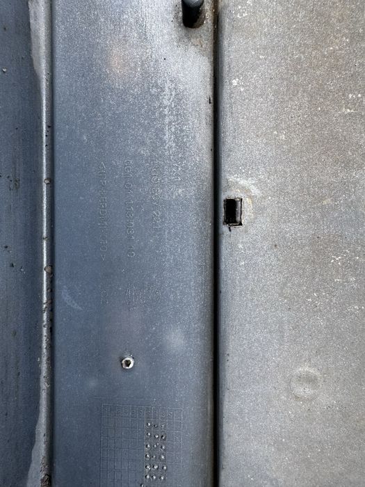 Бампер і решітка до автомобіля Шкода Октавія Тур
