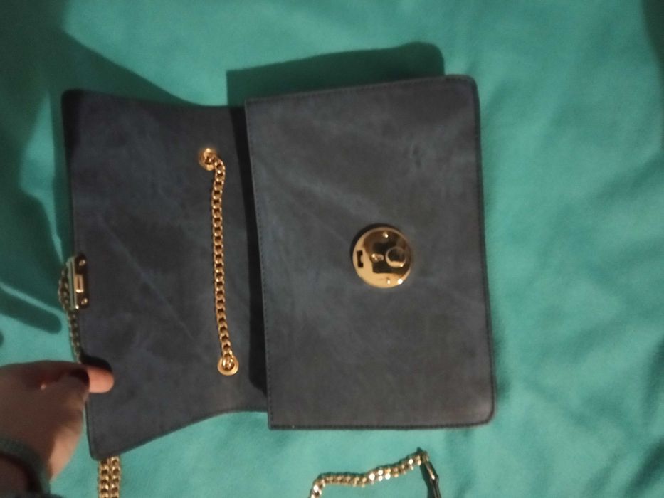 Torebka kuferek cross-body Orsay