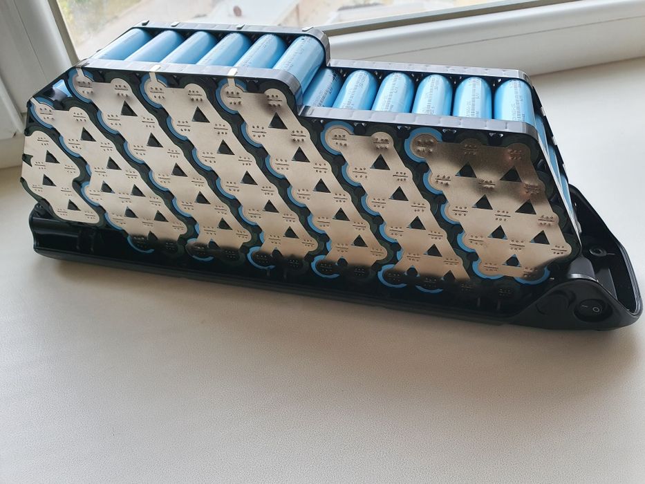 Аккумулятор на электро велосипед, 48Вольт 18Ампер, со смарт-БМС.