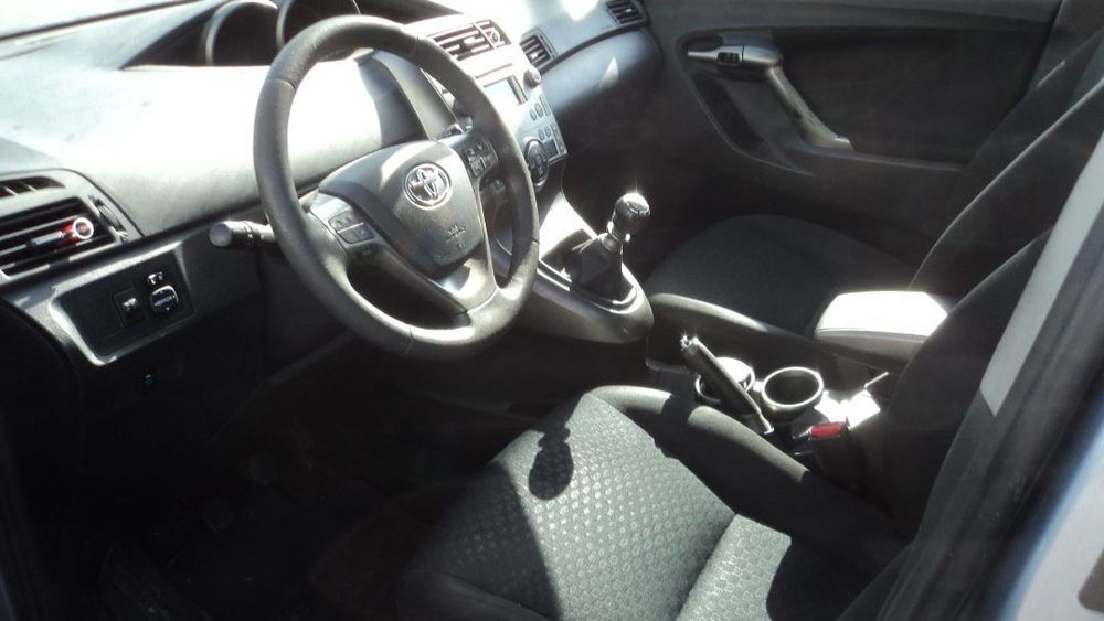 Toyota Verso 2.0 D-4D 2009 - Para Peças