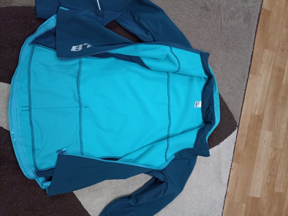 Кофта, ветровка, фирмы Btwin