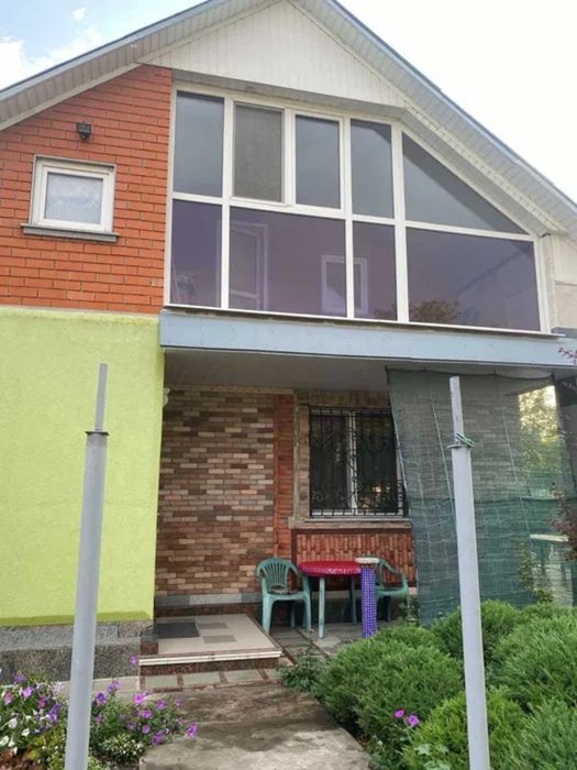 Дом - дача 100 м. кв. СТ 'Клубничка' начало ул. Байкальская.