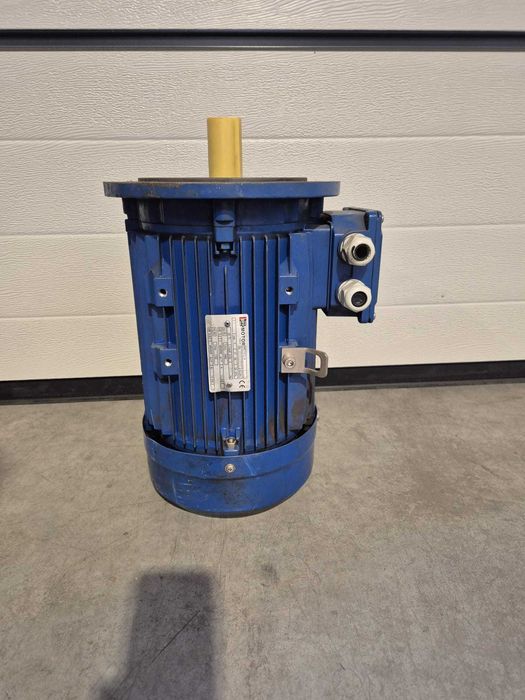 Silnik elektryczny trójfazowy pro-Motor MS112L-4