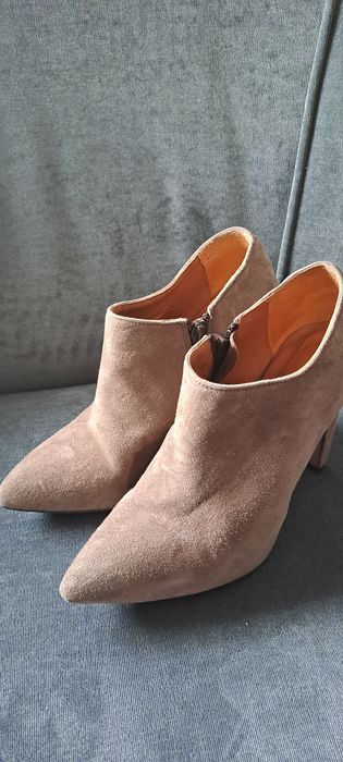 Botins bege camurça