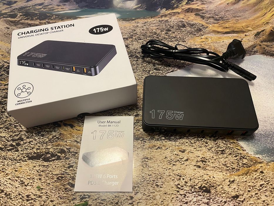 Ueetop 175W GaN USB C A ładowarka stołowa z wyświetlaczem HUB 6x