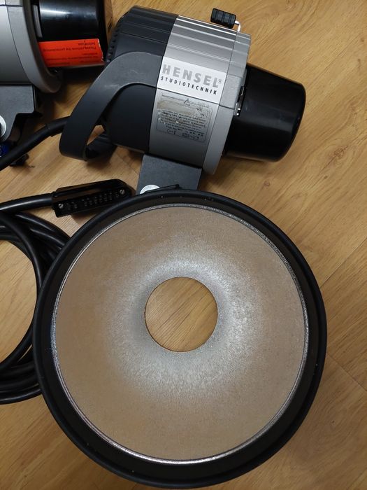 Vendo Geradores Hensel + cabeças flash