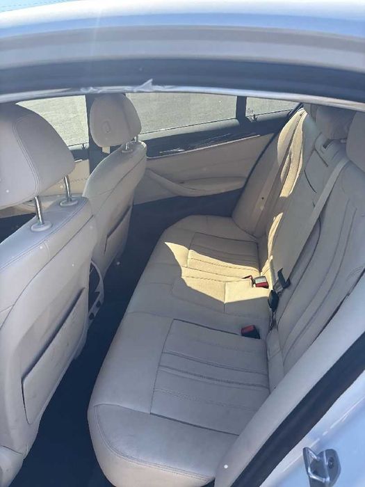 BMW 530E 2018 гібрид