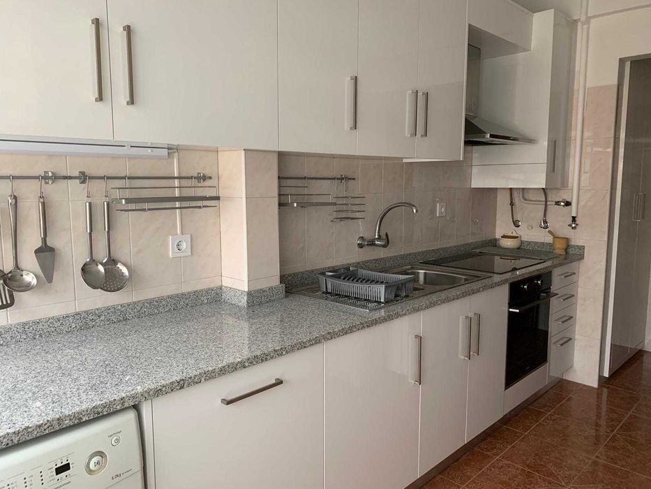 Arrenda-se Apartamento T2 na Rua Manuel Ferreira de Andrade – Benfica