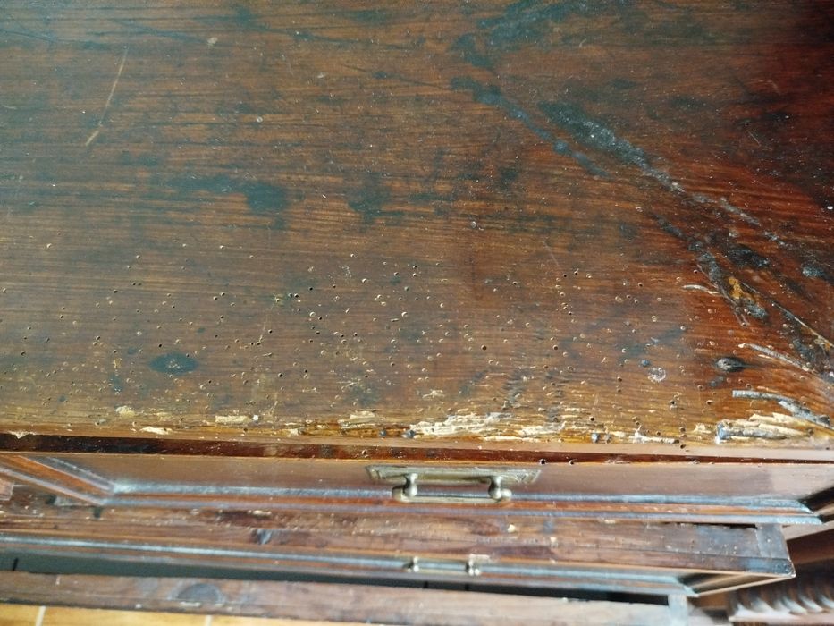 Cómoda antiga para restauro