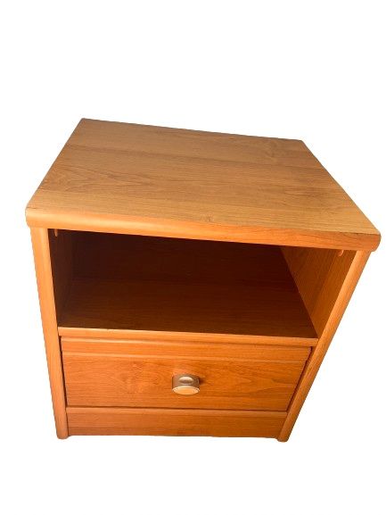 Black Red White Szafka Nocna BRW olcha miodowa stan bardzo dobry