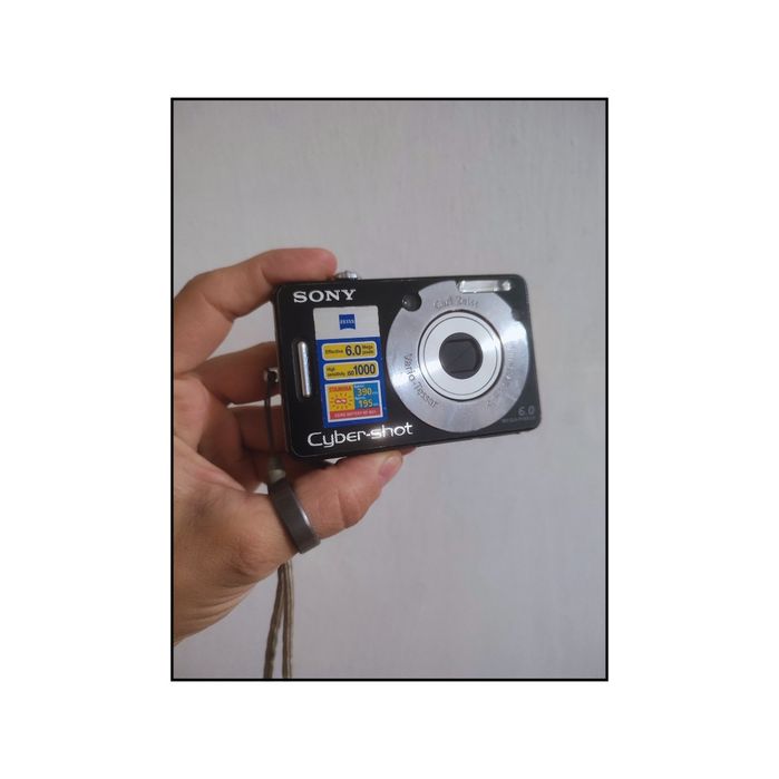 цифрова камера / цифровий фотоапарат / Sony Cyber-shot DSC-W40 / фотоапарат / камера / Sony