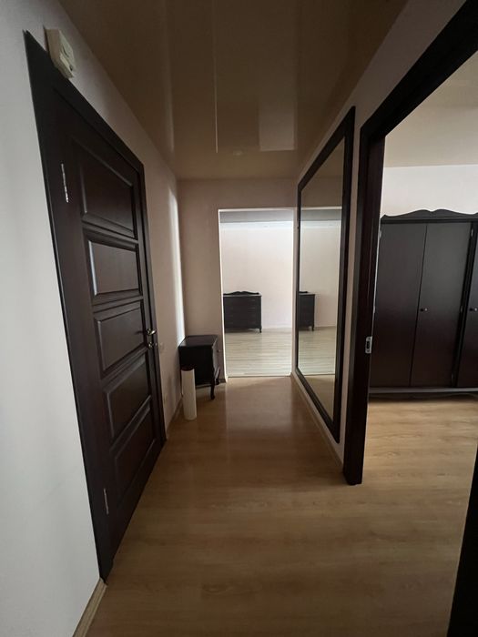 Продам 2 кімнатну квартиру 5-Зарічний будинок 25.