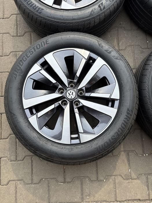Koła VW Brigdestone 235/55R18 nowe 2026