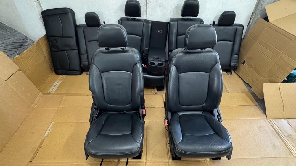 Fiat Freemont KOMPLET FOTELI 7 osobowy tapicerka WNĘTRZE