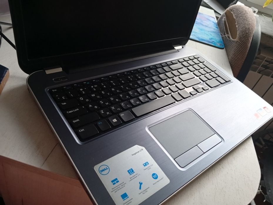 Продам Dell 5721