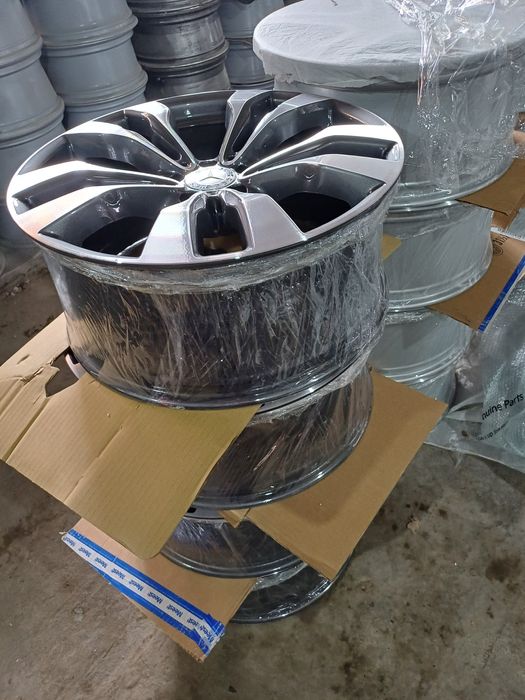 Диски Mercedes R20 5x112 оригинальные без следов эксплуатации