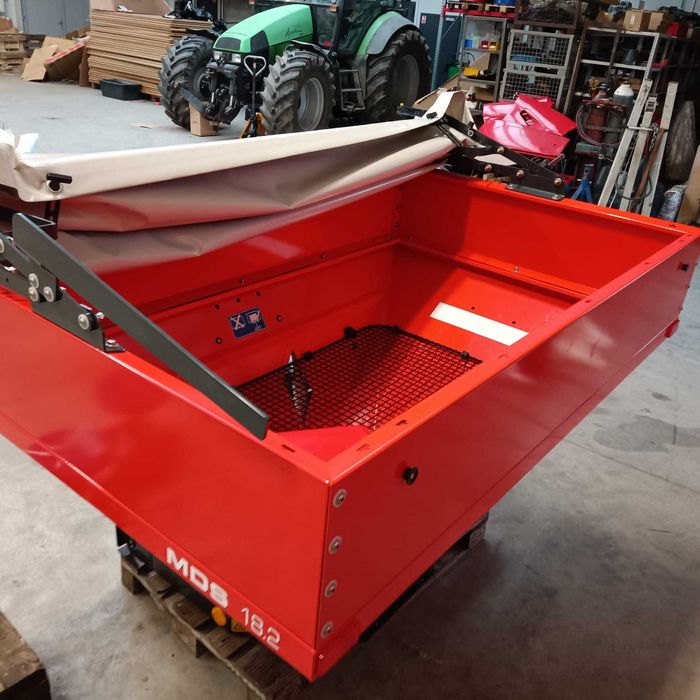 Plandeka ze stelażem RAUCH MDS/AXIS KUHN, nowa, producent