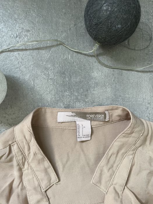 Beżowa koszula z lejącym przodem Forever 21 | L