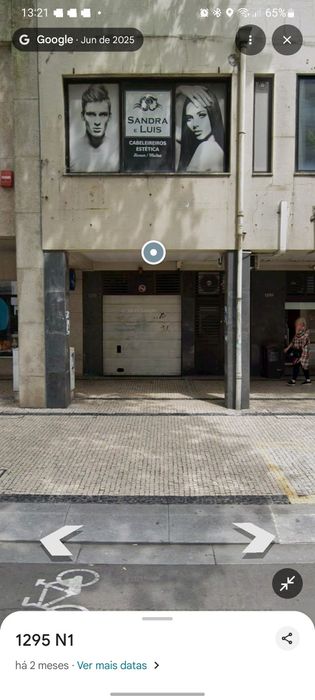 Alugo lugar de garagem Av. República GAIA