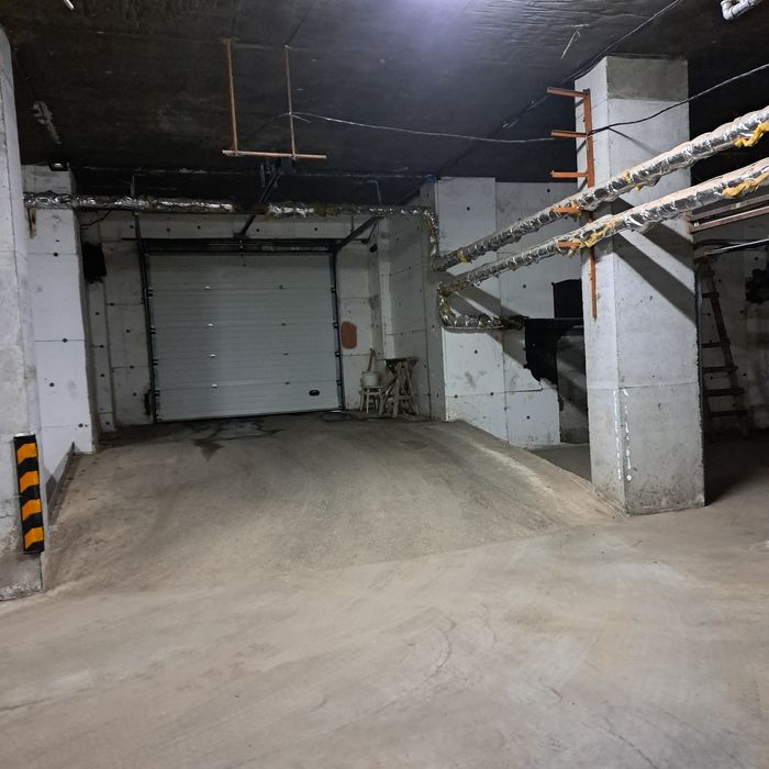 Простора 2к квартира на Фабричній