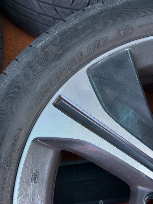 Колеса з дисками 215/50R17 DUNLOP