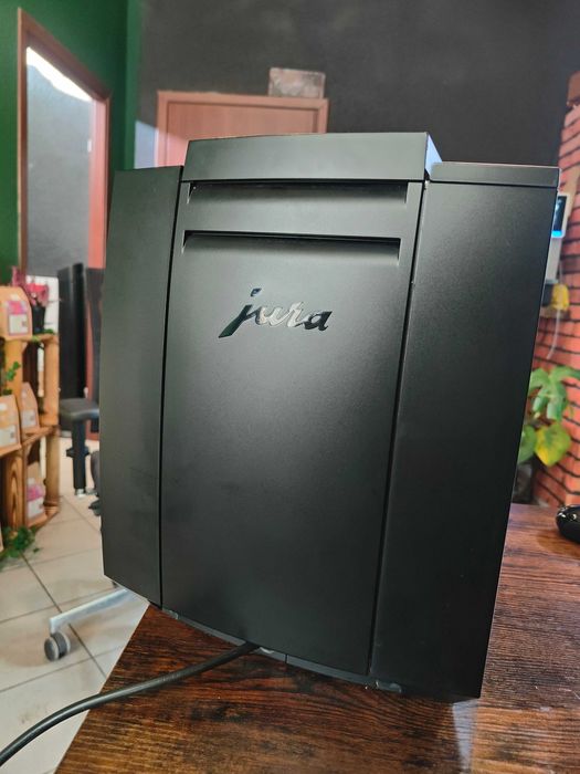 Ekspres do kawy Jura E60