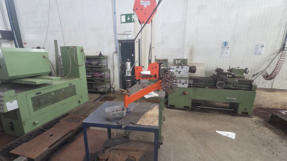 Maquina de roscar