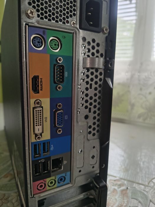 Комп'ютер Acer Veriton X264G - i3 7100/ 8Gb DDR4/ Intel UHD 630/ 1Tb