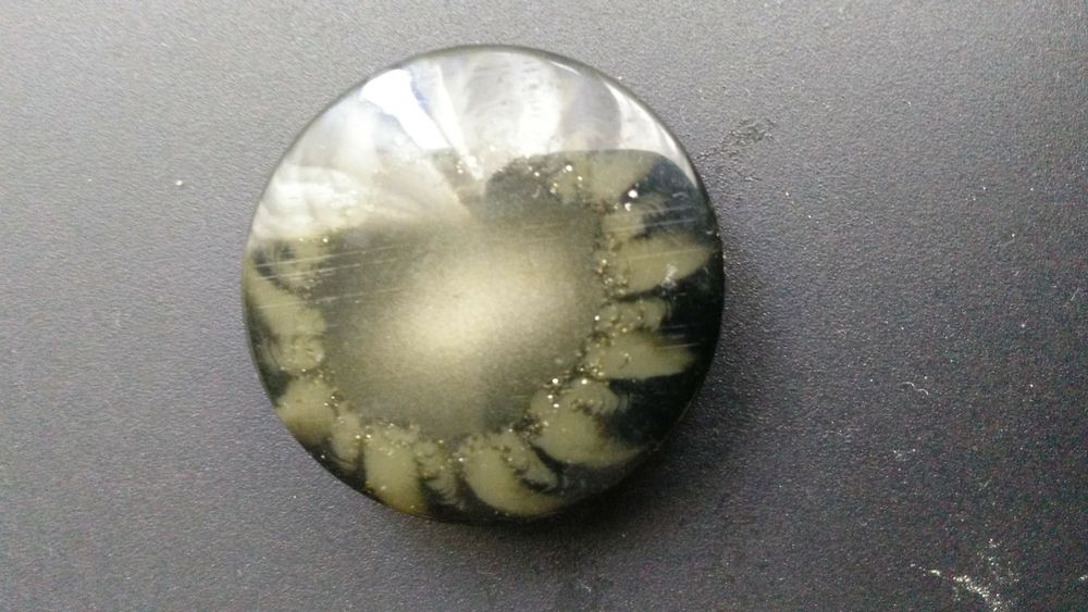 Botões novos grandes 0, 35 cada. Em quantidades