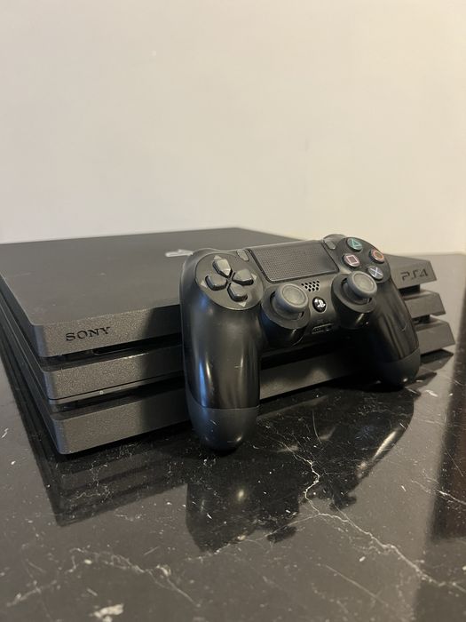 PS4 PRO NAPĘD 1TB / PS Plus / 15 TOP Gier / PlayStation 4 Blu-Ray