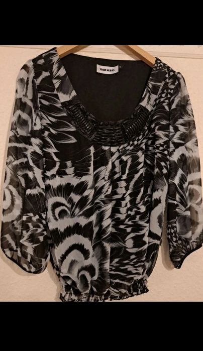 Bluzeczka kamyki  dekold 12