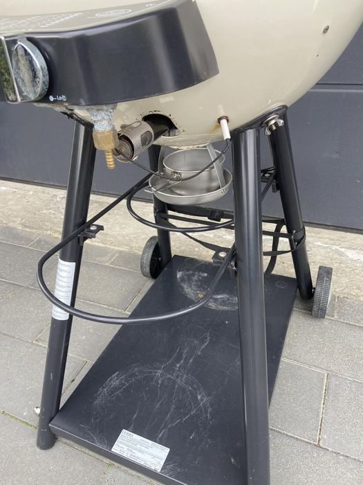 Гриль барбікʼю на газі