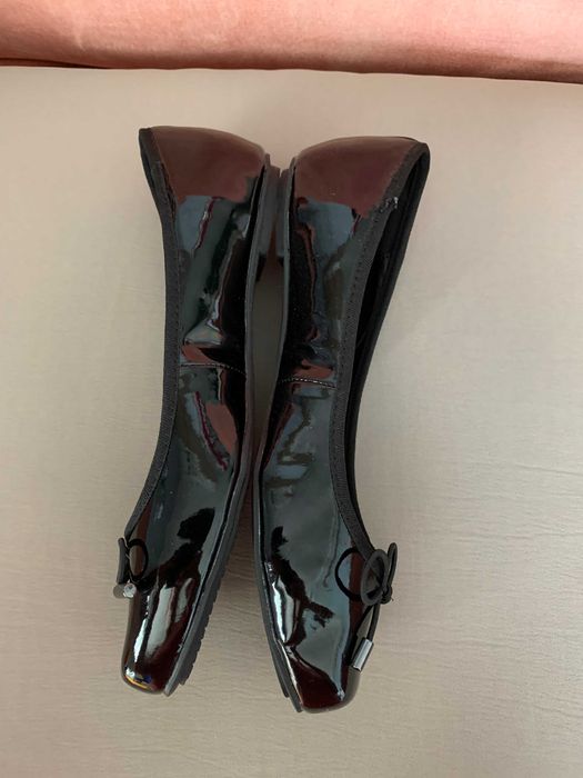 Buty damskie czarne lakierki, nowe numer 37